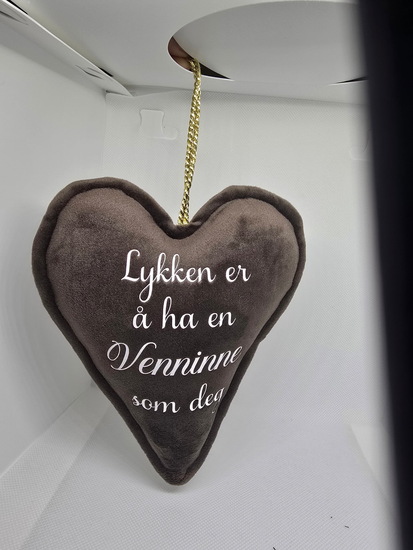 Hjerte i velour med veninne tekst