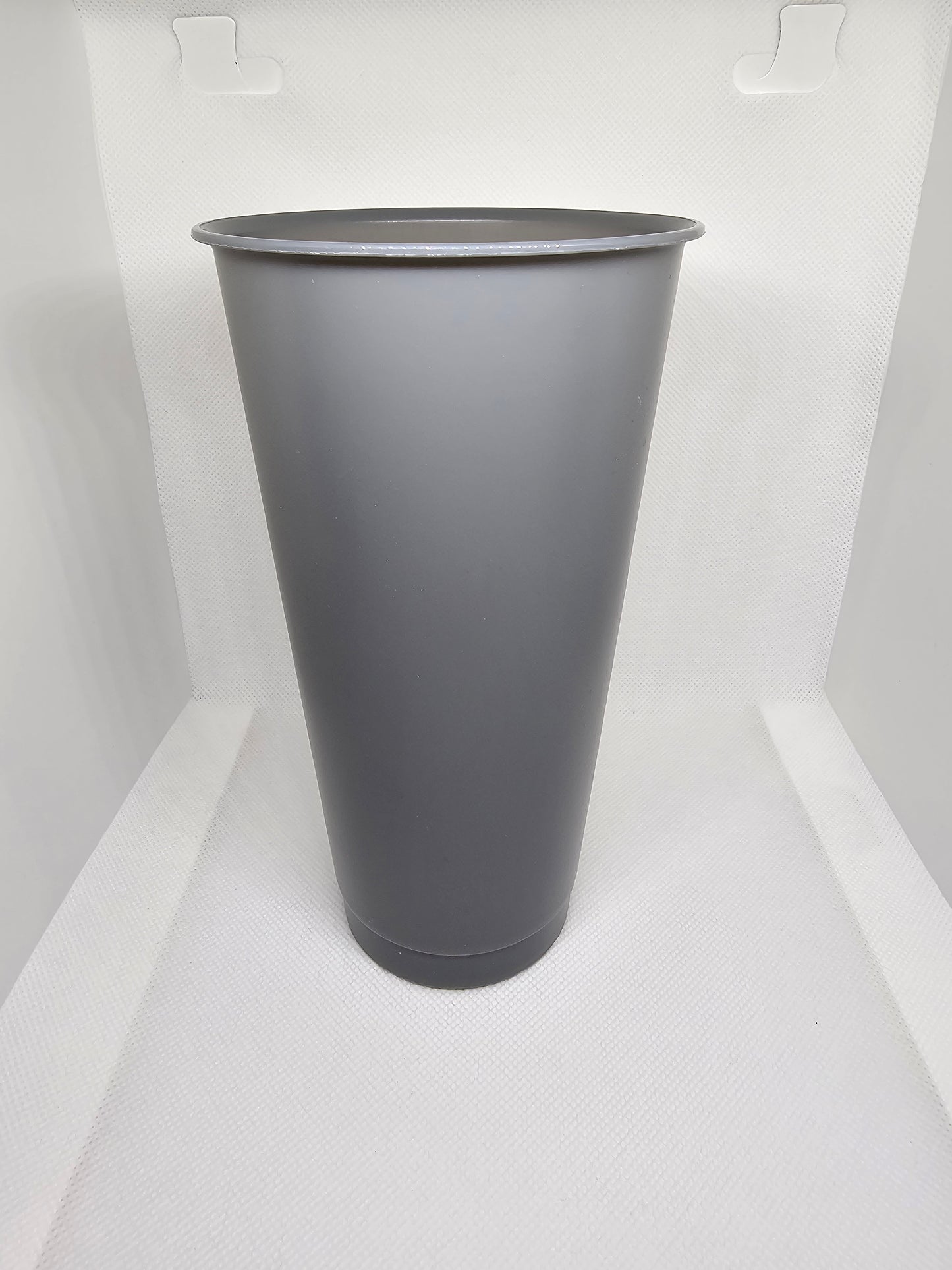 Plastkopp m/lokk & sugerør