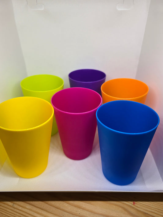 Drikkeglass i plast m/navn